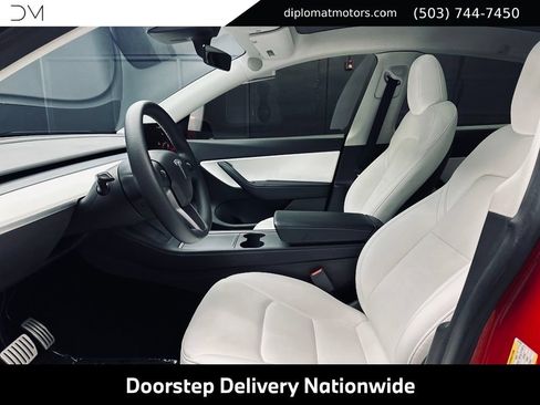 Used 2022 Tesla Model Y Performance AWD/4WD image 17