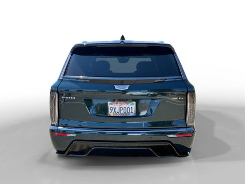 Used 2026 Cadillac Vistiq Platinum AWD/4WD image 4