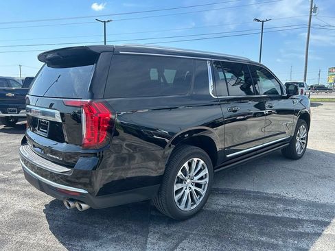 Used 2023 GMC Yukon XL Denali w/ Denali Reserve Package RWD image 5