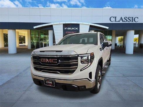 New 2025 GMC Sierra 1500 SLT image 3