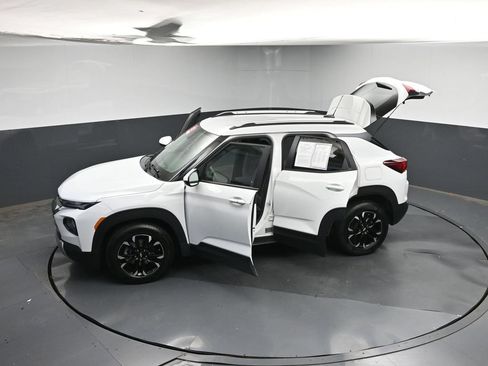 Used 2023 Chevrolet TrailBlazer LT w/ Convenience Package FWD image 44