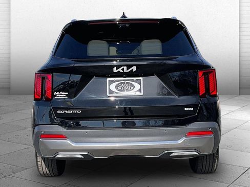 Used 2025 Kia Sorento SX Prestige image 3