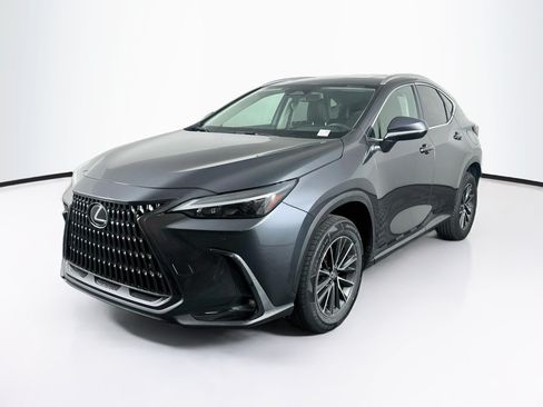 Used 2025 Lexus NX 250 FWD w/ Premium Package image 3