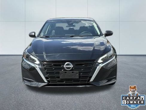 Used 2025 Nissan Altima 2.5 SV FWD image 5