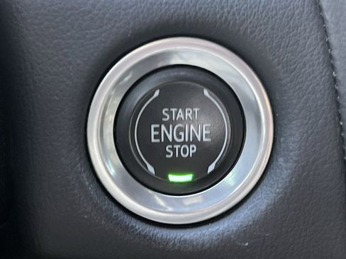 Used 2022 Chevrolet Tahoe RST w/ Luxury Package image 27