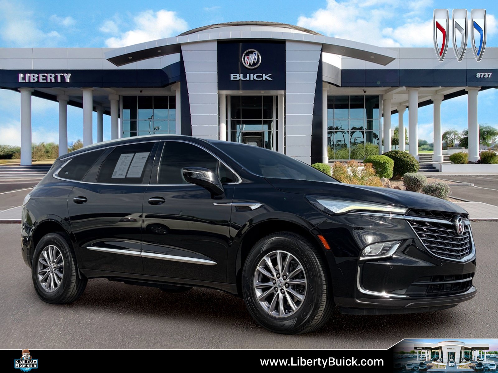 Used 2023 Buick Enclave Premium FWD image 1