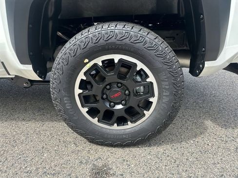 New 2026 Toyota Tacoma TRD Off-Road w/ TRD Off Road Premium Package AWD/4WD image 12