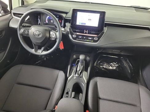 Used 2026 Toyota Corolla LE FWD image 15