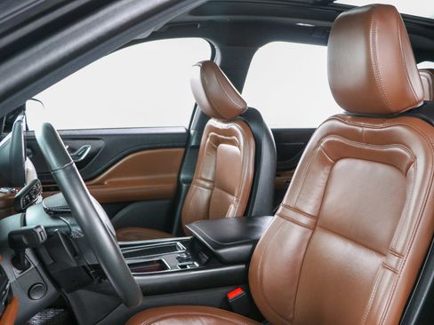 Used 2024 Lincoln Aviator Reserve w/ Jet Package AWD/4WD image 24