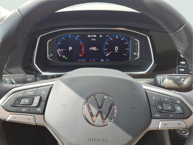 Certified 2023 Volkswagen Jetta SEL FWD image 21