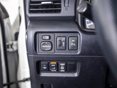 Used 2019 Toyota 4Runner Limited AWD/4WD image 39