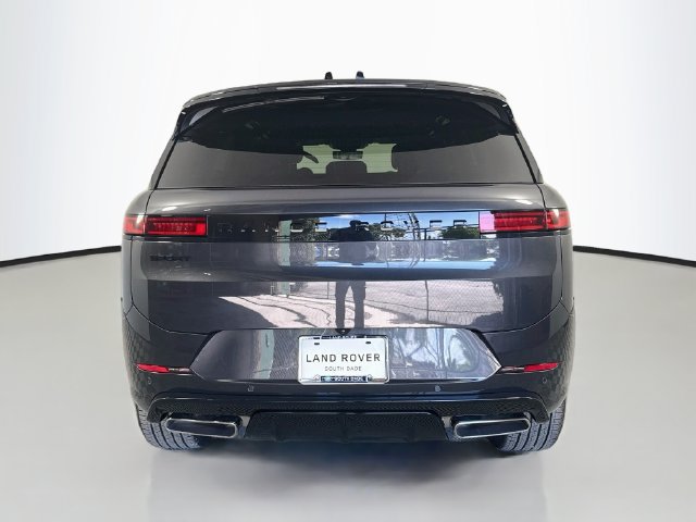 New 2027 Land Rover Range Rover Sport Dynamic SE AWD/4WD image 6