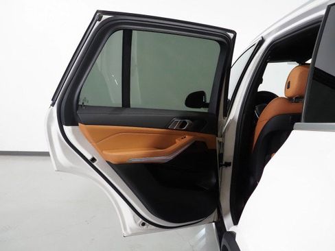 Used 2023 BMW X5 sDrive40i w/ Premium Package image 60