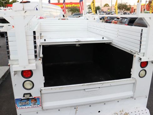 Used 2015 Ford F250 XL w/ Power Equipment Group image 5