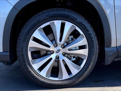 Used 2021 Subaru Ascent Limited w/ Technology Package image 12