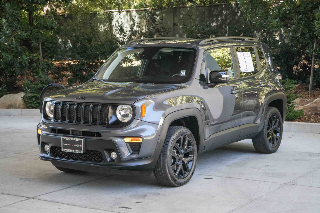 Used 2023 Jeep Renegade Altitude AWD/4WD image 3