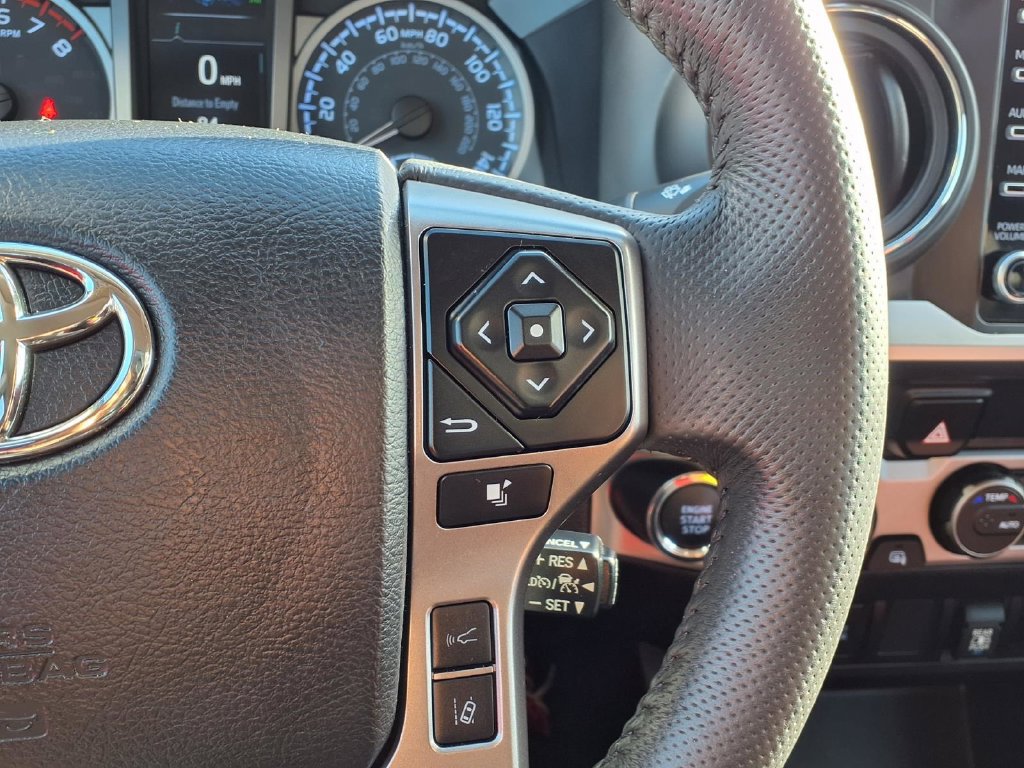Used 2023 Toyota Tacoma SR5 w/ Technology Package AWD/4WD image 15