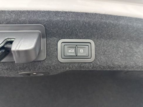 Used 2025 Audi A6 3.0T Prestige image 27