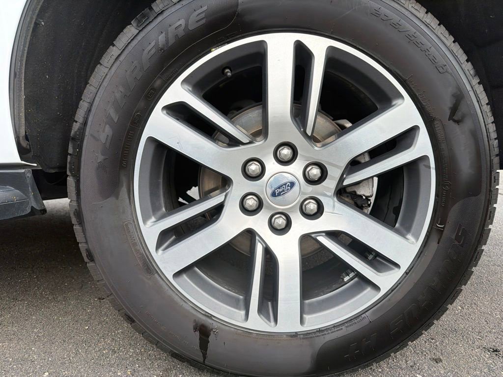 Used 2024 Ford Expedition Limited AWD/4WD image 24