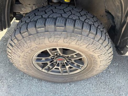 Used 2020 Toyota Tacoma TRD Pro AWD/4WD image 4