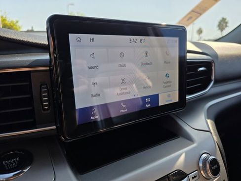 Used 2022 Ford Explorer XLT w/ Equipment Group 202A image 29