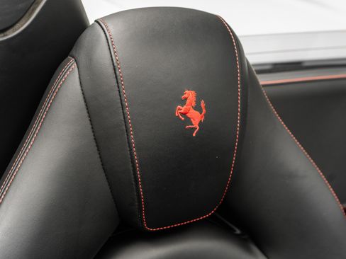 Used 2017 Ferrari 488 Spider image 27