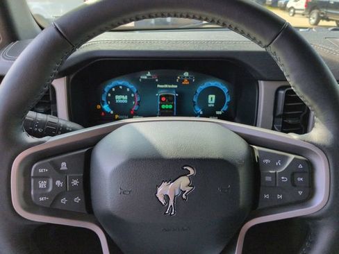 New 2025 Ford Bronco Outer Banks image 31