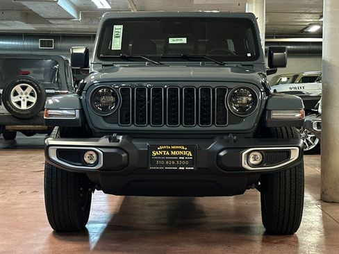 New 2026 Jeep Gladiator Sport image 8