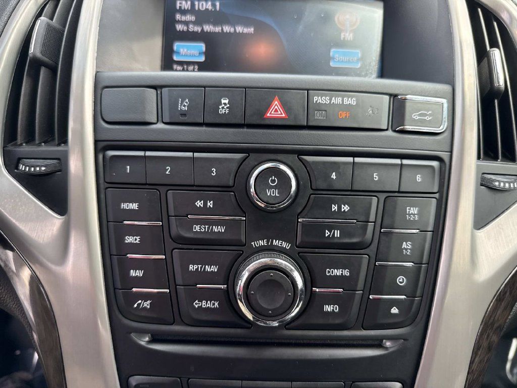 Used 2016 Buick Verano Leather w/ Driver Confidence Package FWD image 32