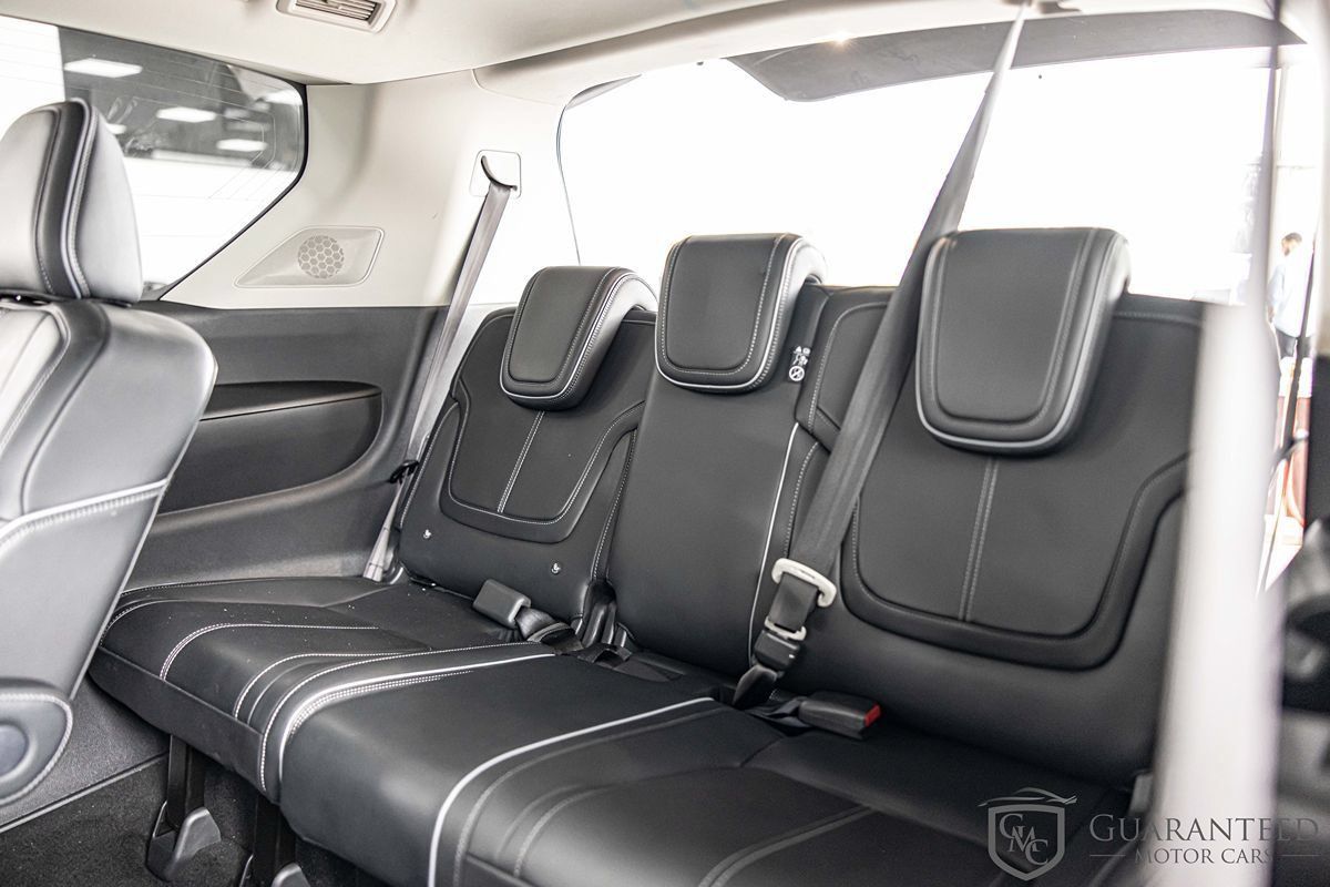 Used 2025 INFINITI QX80 Sensory AWD/4WD image 34