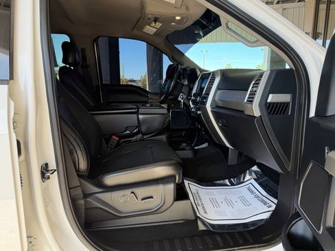 Used 2017 Ford F350 Lariat w/ Chrome Package AWD/4WD image 33