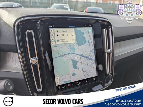 Certified 2023 Volvo XC40 B5 Ultimate w/ Protection Package Premier image 18
