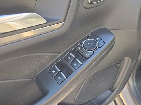 Used 2021 Ford Escape Titanium FWD image 21