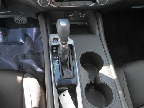 Used 2024 Nissan Altima 2.5 S image 24