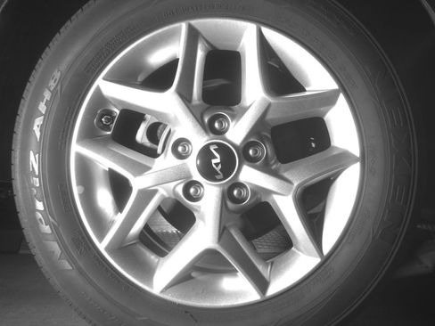 Used 2025 Kia Soul LX w/ LX Technology Package FWD image 15