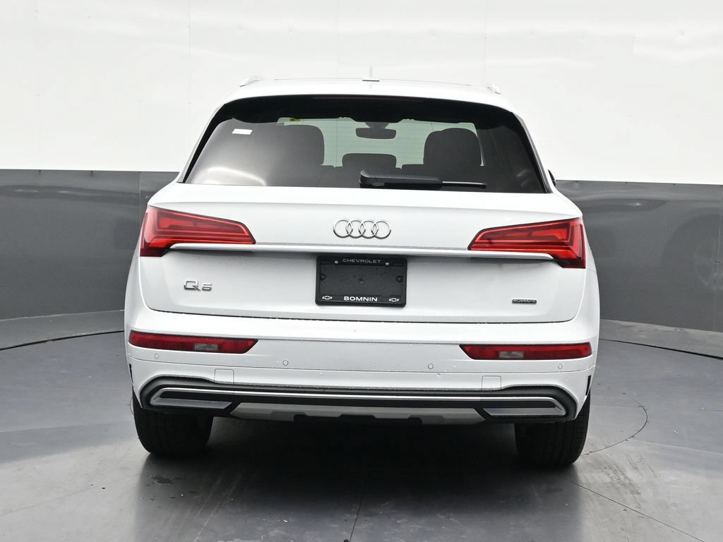 Used 2022 Audi Q5 2.0T Premium AWD/4WD image 4