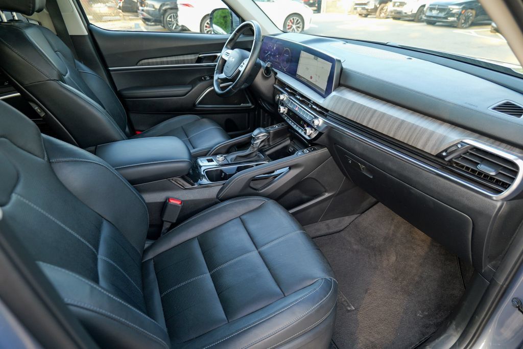 Used 2023 Kia Telluride SX AWD/4WD image 36