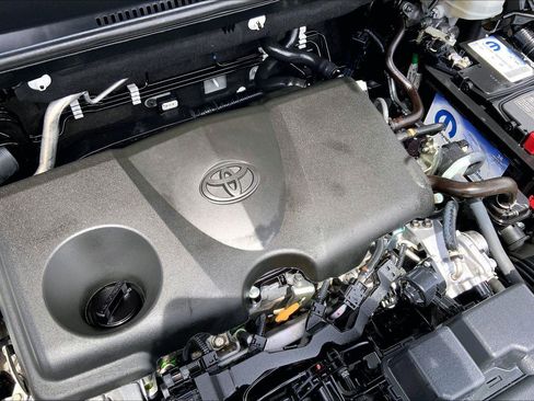 Used 2023 Toyota RAV4 XLE FWD image 33