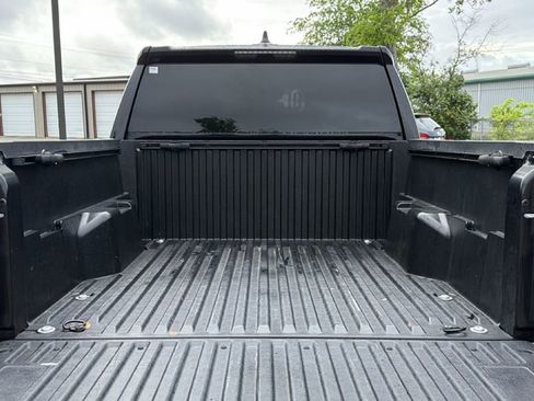 Used 2024 Toyota Tacoma SR5 AWD/4WD image 13