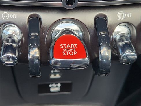 Used 2022 MINI Cooper S image 22