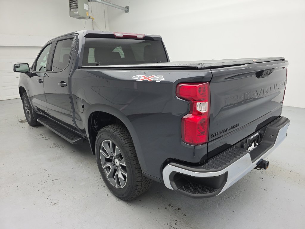 Used 2024 Chevrolet Silverado 1500 LT AWD/4WD image 10