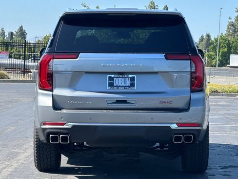 Used 2026 GMC Yukon Denali AWD/4WD image 5