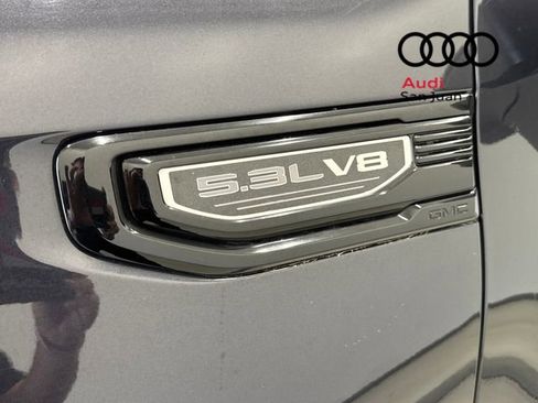 Used 2022 GMC Sierra 1500 Elevation image 12