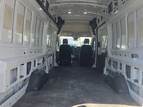 Used 2022 Ford Transit 250 148 High Roof Extended image 7