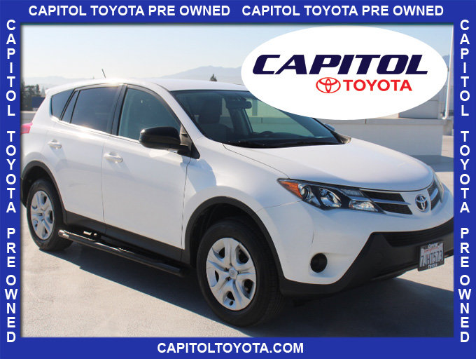 Used 2015 Toyota RAV4 LE FWD image 1