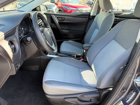 Used 2017 Toyota Corolla L image 15