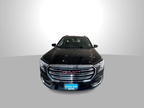 Used 2022 GMC Terrain SLT w/ Tech Package AWD/4WD image 3