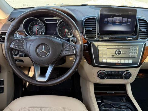 Used 2019 Mercedes-Benz GLS 450 4MATIC w/ Premium 1 Package image 7