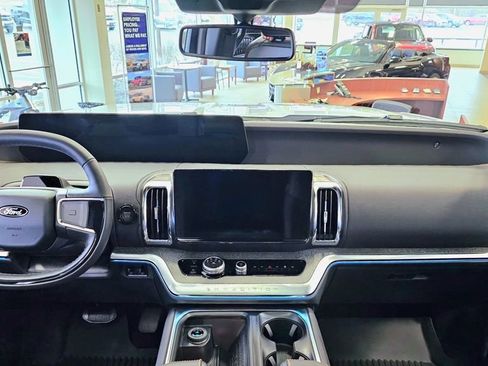 New 2025 Ford Expedition Tremor image 13