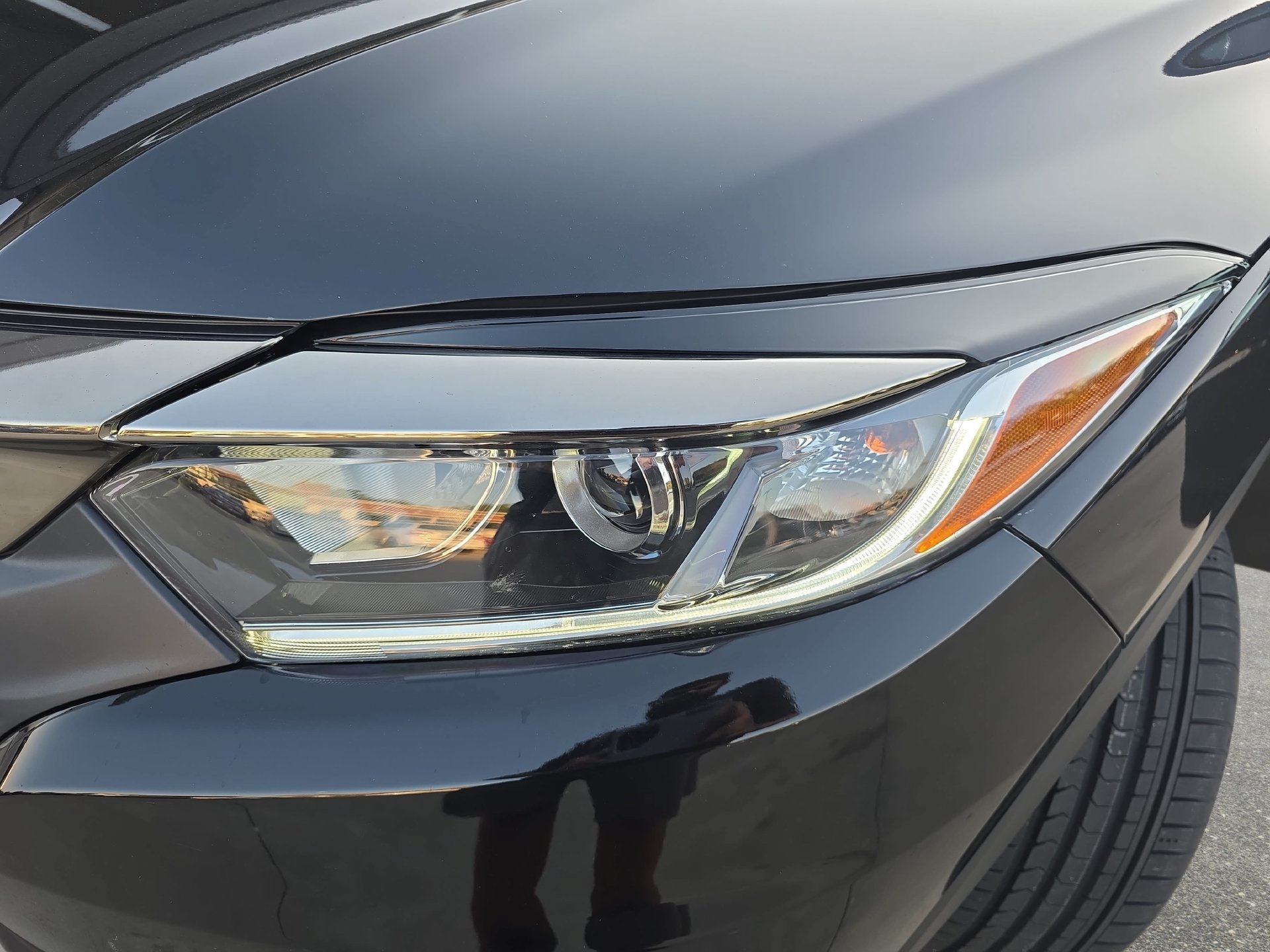 Used 2022 Honda HR-V EX image 29